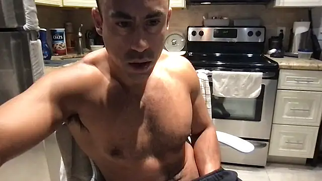 BigGuyMuscle Chat XXX live
