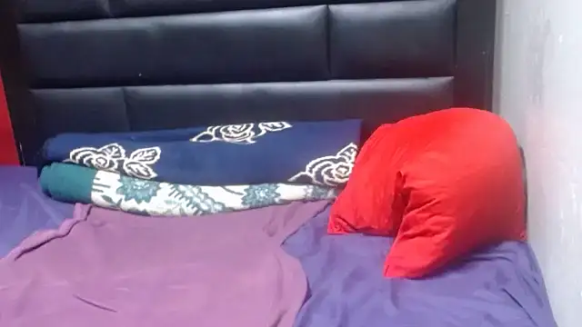 AfricanCurves22's Live XXX Chat