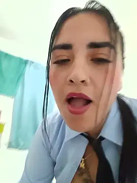 MAYE__13's Live XXX Chat