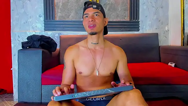 Chat XXX ao vivo de Brandon_Bless