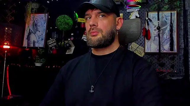 Chat +18 de LexHardy ao vivo