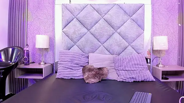ArianaThomson 现场XXX聊天