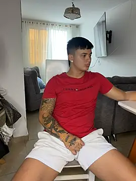 XXX chat uživo modela Christopher_strongg