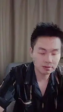 leihuu678 Show Webcam