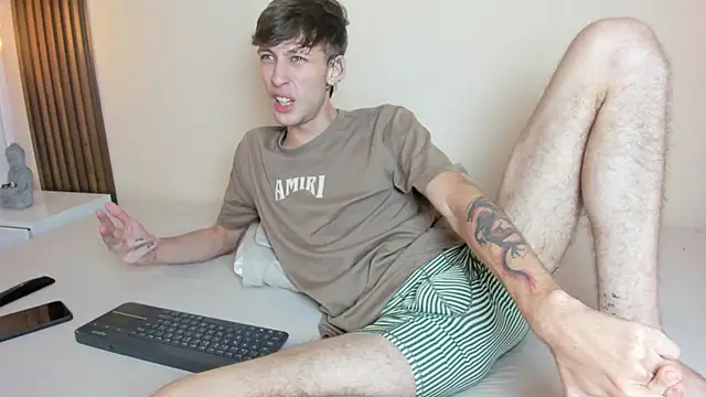 XXX chat uživo modela Max_saenz