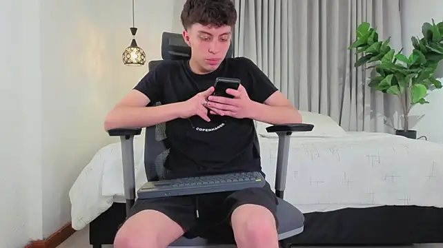 XXX chat uživo modela alexx_vg