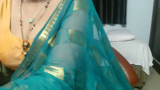 sunitha-3 Live XXX-Chat