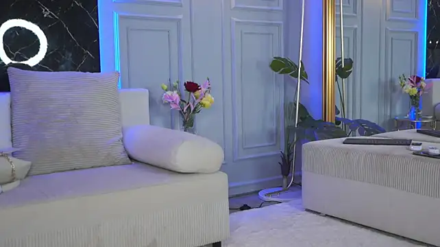 XXX chat uživo modela EmmaNoor