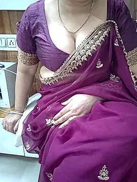 OneLifeBabby Adlı Modelin Canlı XXX Sohbeti