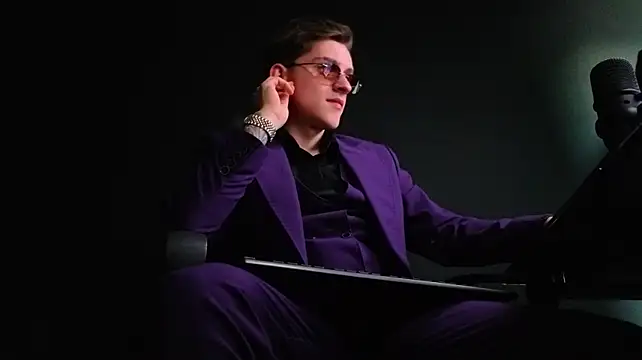 FelixStarkk Chat XXX live