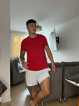 Christopher_strongg élő XXX-chatje