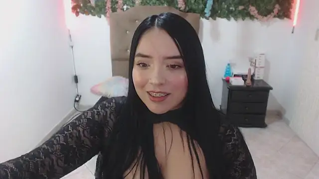 adara_cute_69's Live XXX Chat