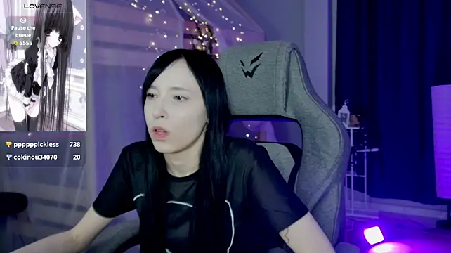 SeraphineSparda Chat XXX live