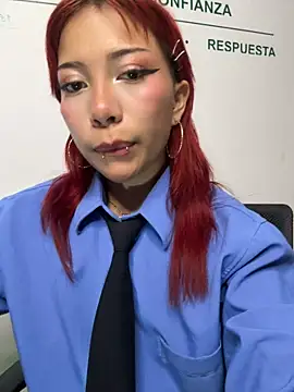 Zakura_66's Live XXX Chat