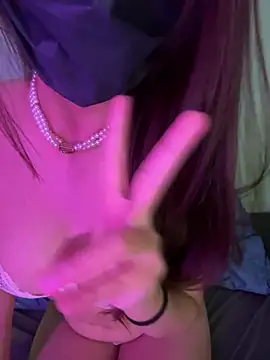 JessicaWildFire 即時 XXX 聊天