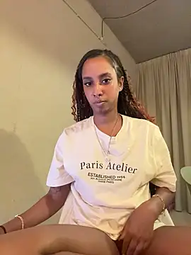 Czat XXX na żywo – Your_Paris