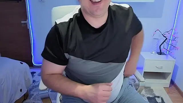JasonJacks Adlı Modelin Canlı XXX Sohbeti