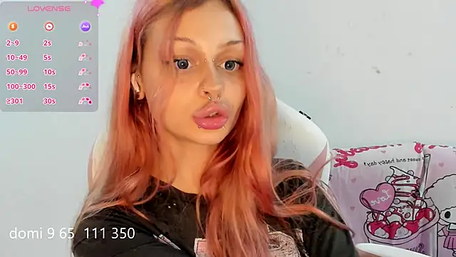 MelonyEmo's Live XXX Chat
