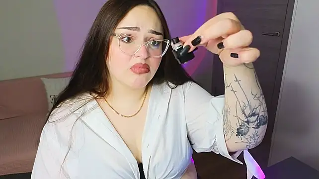 CarolinaRein live XXX chat