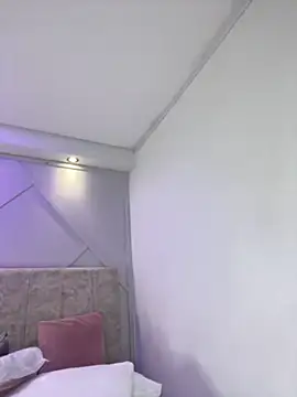 amara_queen_'s Live XXX Chat