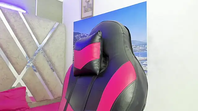 Chatroom XXX en direct de nova_mitchell7