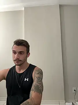 Chat +18 de carvalhofelipe ao vivo