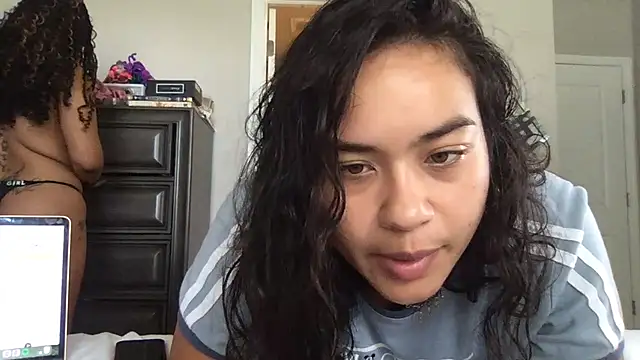 ScarlettSolのライブXXXチャット