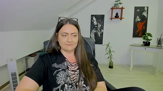 Chatroom XXX en direct de MistressDarrah