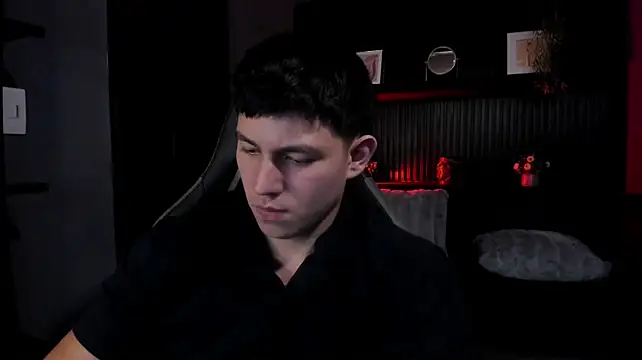 Czat XXX na żywo – JamesCr_