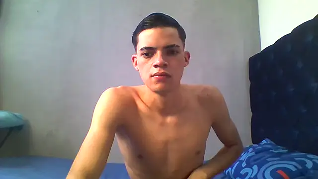 Latinos_2001 Live XXX-chat