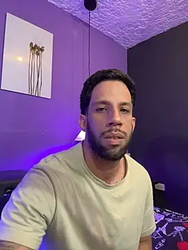 Karim_mansur XXX чат на живо