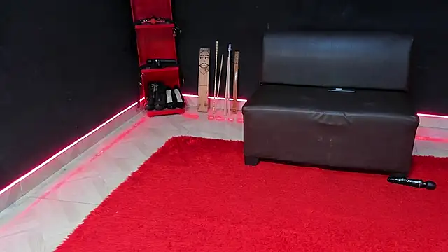 Chat XXX Live BDSM_Dominus