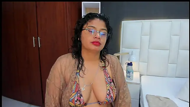 yeral2017 Adlı Modelin Canlı XXX Sohbeti
