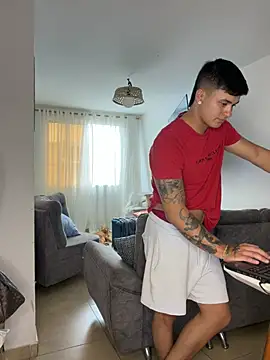 แชท XXX สดของ Christopher_strongg