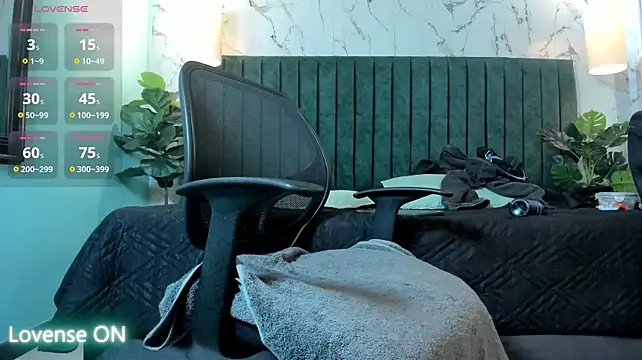 nicktorn Adlı Modelin Canlı XXX Sohbeti