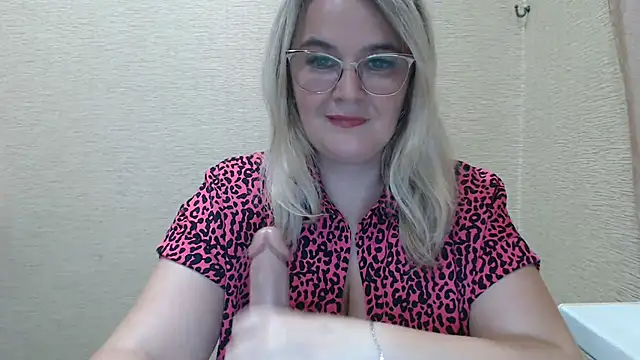 EleanoraDream's Live XXX Chat