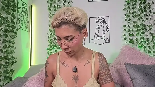 MiaMorgan_ 라이브 XXX 채팅