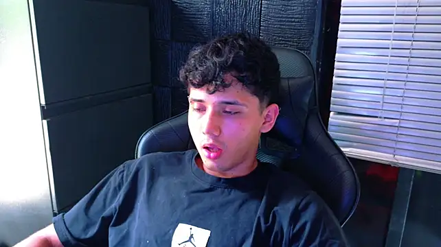 Živý XXX chat SrJacobs