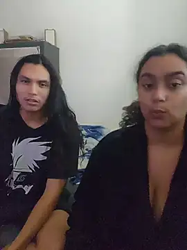 XXX chat uživo modela cinnaminnie