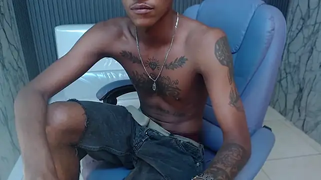 ManSantn Live XXX chat
