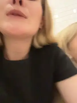 SiaLater live XXX chat