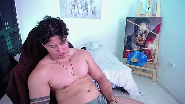 fucking_bear_ Show in webcam