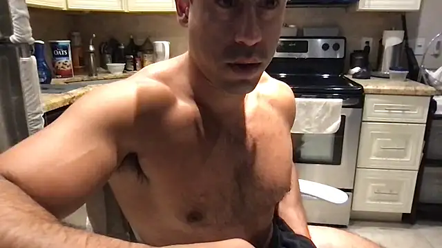 Czat XXX na żywo – BigGuyMuscle