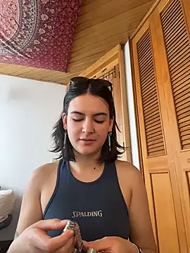 freyaa__1's Live XXX Chat