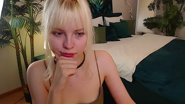 HannahHolliss লাইভ XXX চ্যাট