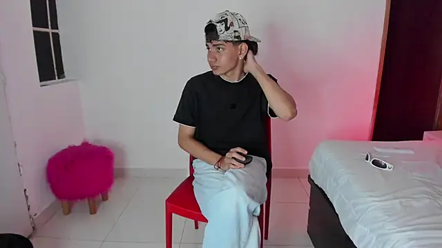 Ethan_Carter_ élő XXX-chatje