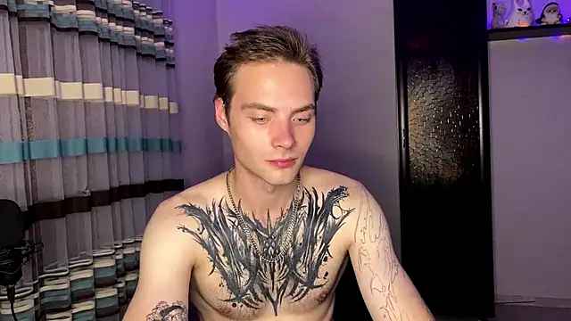 ErnestTarlet élő XXX-chatje