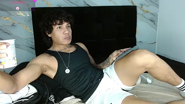 MaximilianRoth Obrolan Langsung XXX