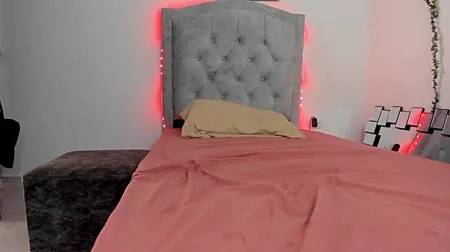 Chat XXX en directo de SHARONBLAKE2