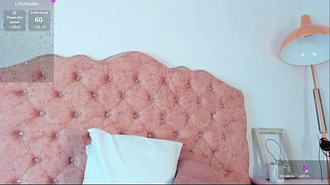 PriscilaCooper_'s Live XXX Chat